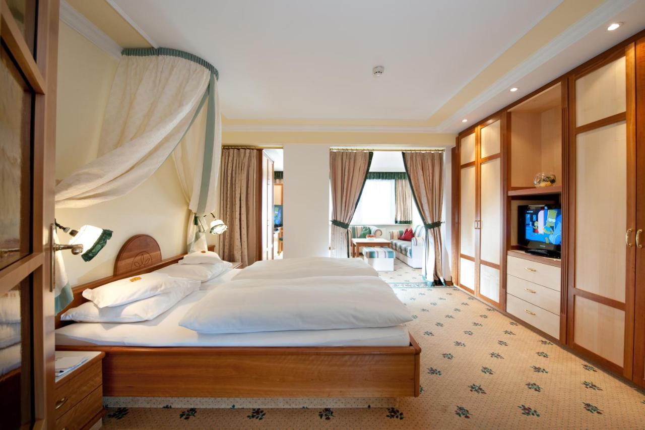 Hotel Alpina Deluxe Obergurgl Rum bild
